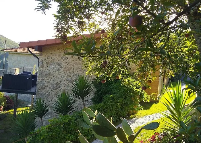 Casa Da Portazinha * אמאריס